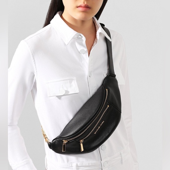 MICHAEL MICHAEL KORS
Mott Medium Leather Waistpack - Picture 4 of 14